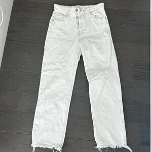 Zara White Hi-Rise Straight Leg Jeans